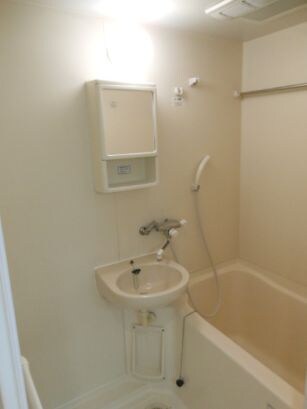 ガラ・シティ駒沢大学の物件内観写真