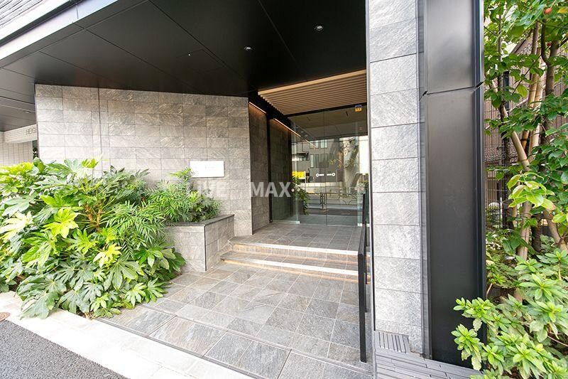 メゾン・クロイゾンの物件外観写真