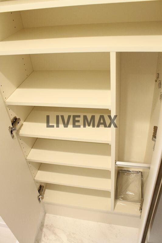 レガリス新宿落合の物件内観写真