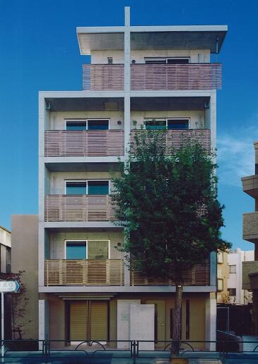 ラティエラ祐天寺の物件外観写真