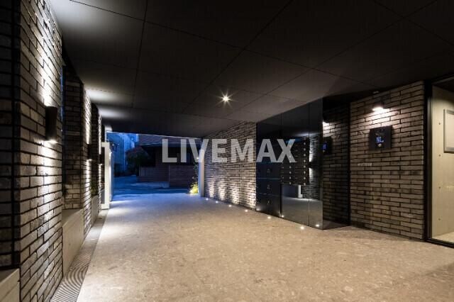 ARISTO白金高輪の物件外観写真