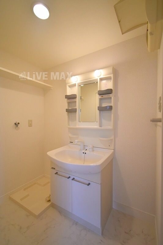 天神駅 徒歩7分 5階の物件内観写真