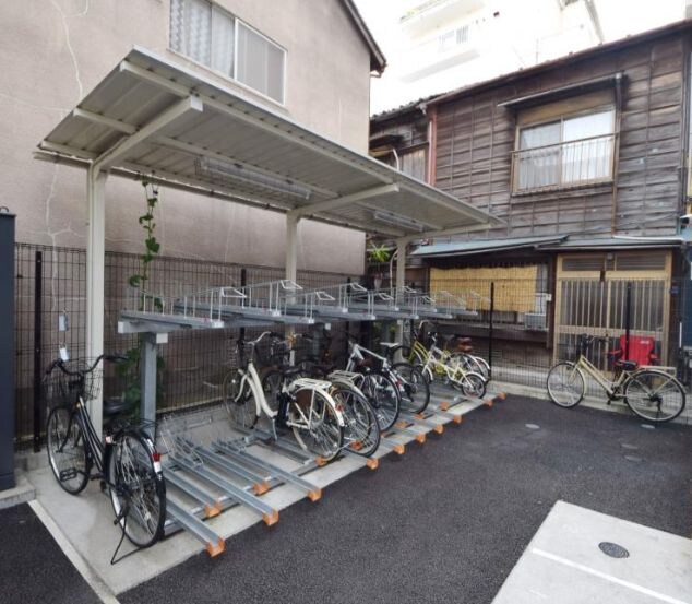 アルテシモリュクスの物件外観写真