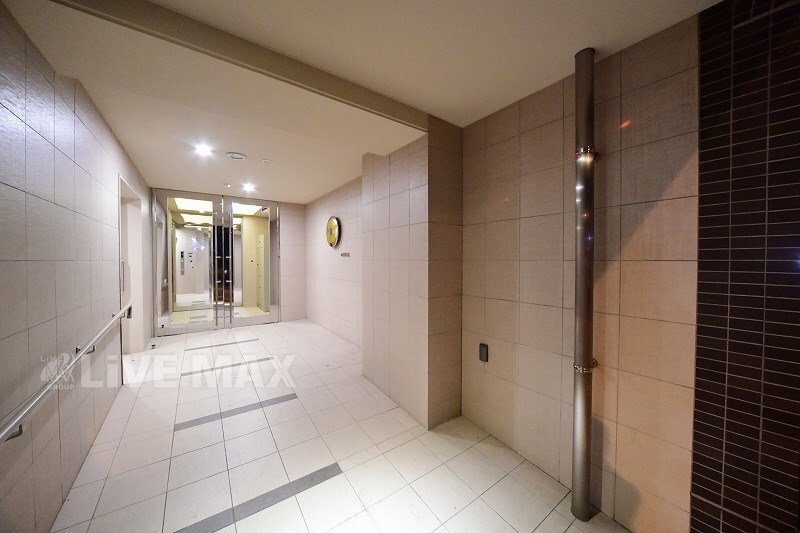 吉塚駅 徒歩8分 6階の物件外観写真