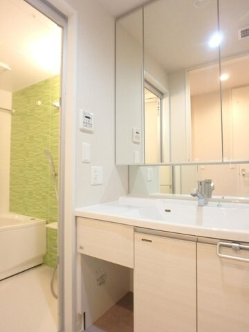 ウィスタリアレジデンス博多の物件内観写真