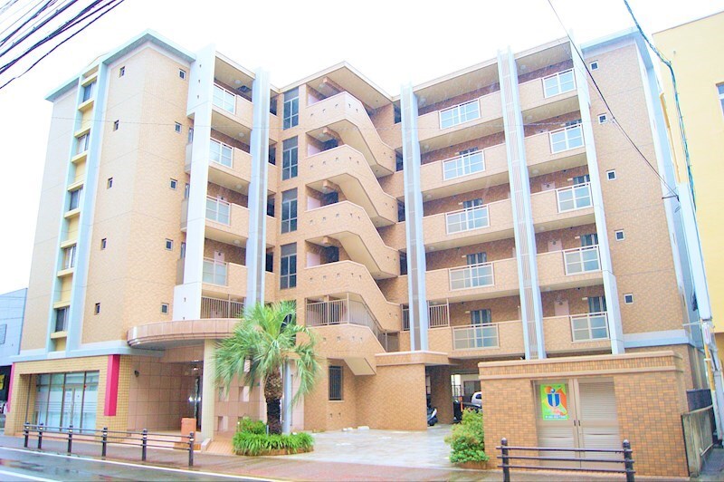 ル・プランタン博多の物件外観写真