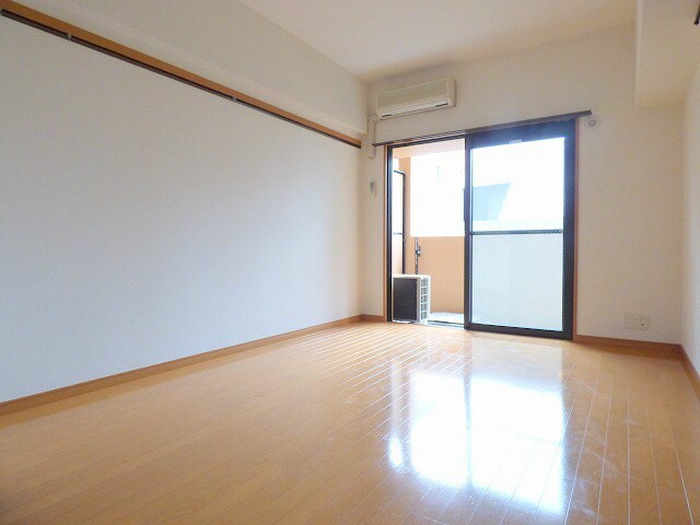 ピュアドームエスパリエ博多の物件内観写真