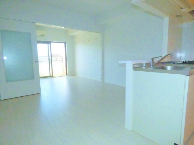 エンクレスト日赤通りの物件内観写真