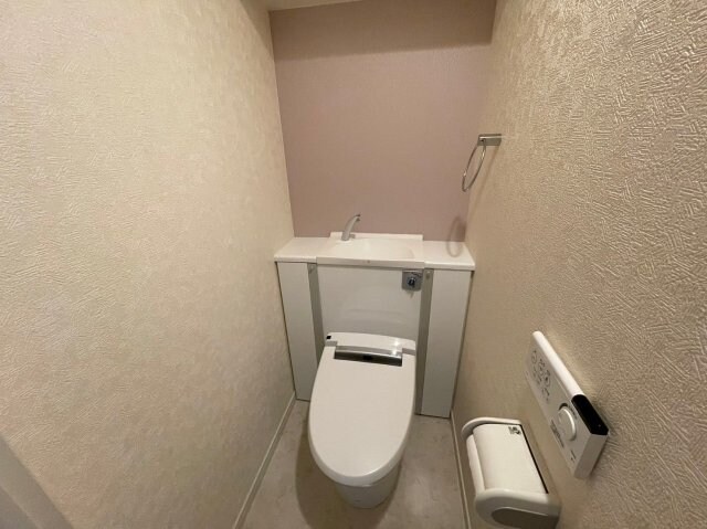 サヴォイテンジンクォーターの物件内観写真