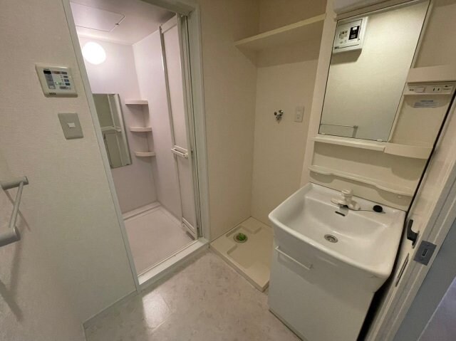 サヴォイテンジンクォーターの物件内観写真