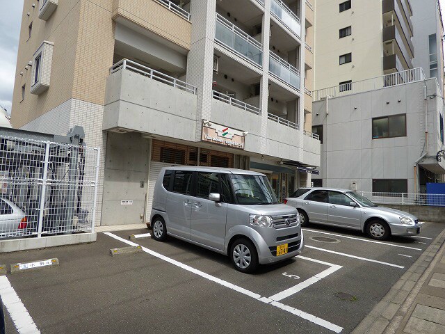 レジディア警固の物件外観写真