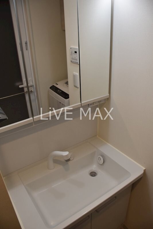 ジェノヴィア上野スカイガーデンの物件内観写真