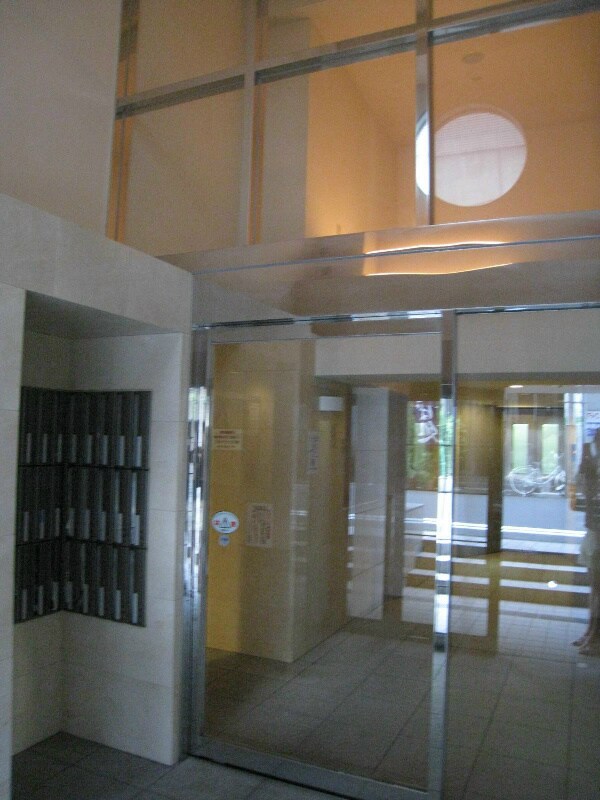 スカイコート三越前壱番館の物件外観写真