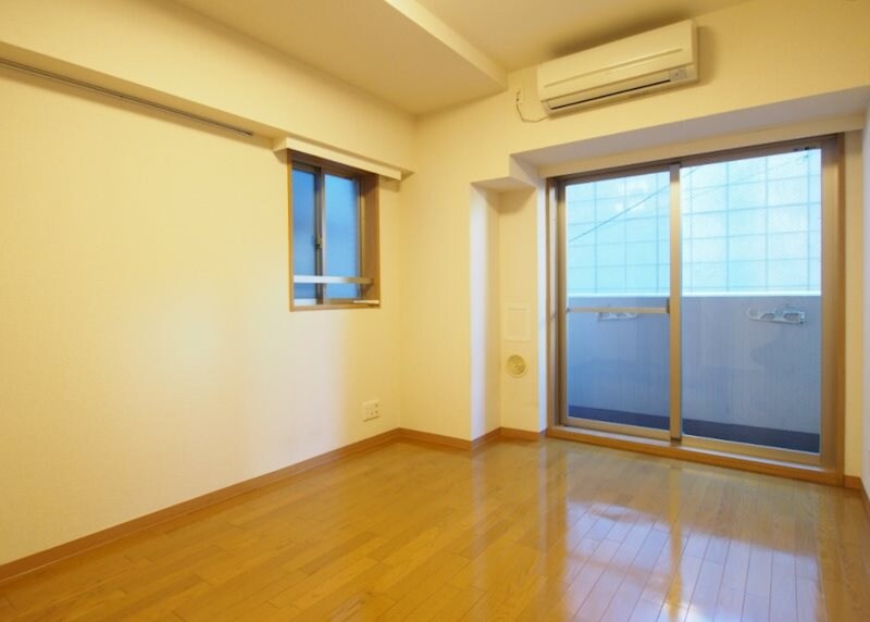 スカイコート三越前壱番館の物件内観写真