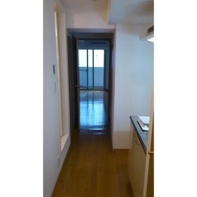 スカイコート三越前壱番館の物件内観写真