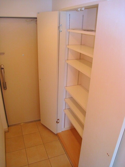 リアンシエルブルー東公園の物件内観写真