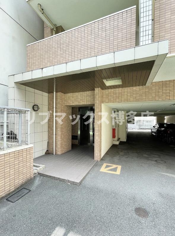 アンプルールベトンカルティエの物件外観写真