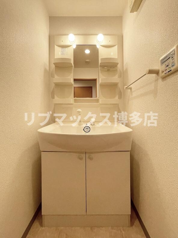 アンプルールベトンカルティエの物件内観写真