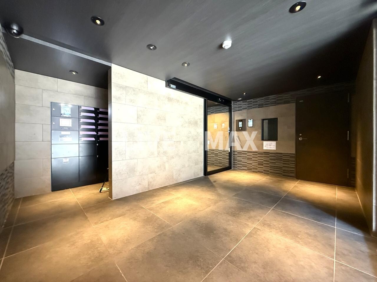 アイルプレミアム月島ドゥーエの物件外観写真