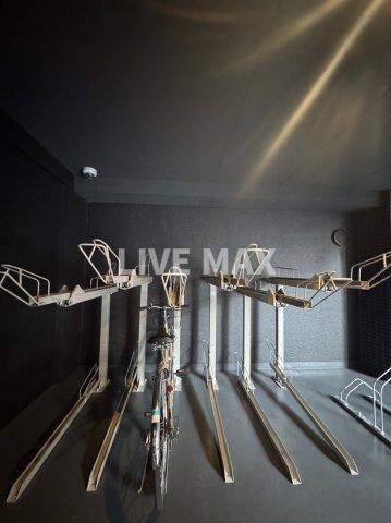 TRACK八丁堀の物件外観写真