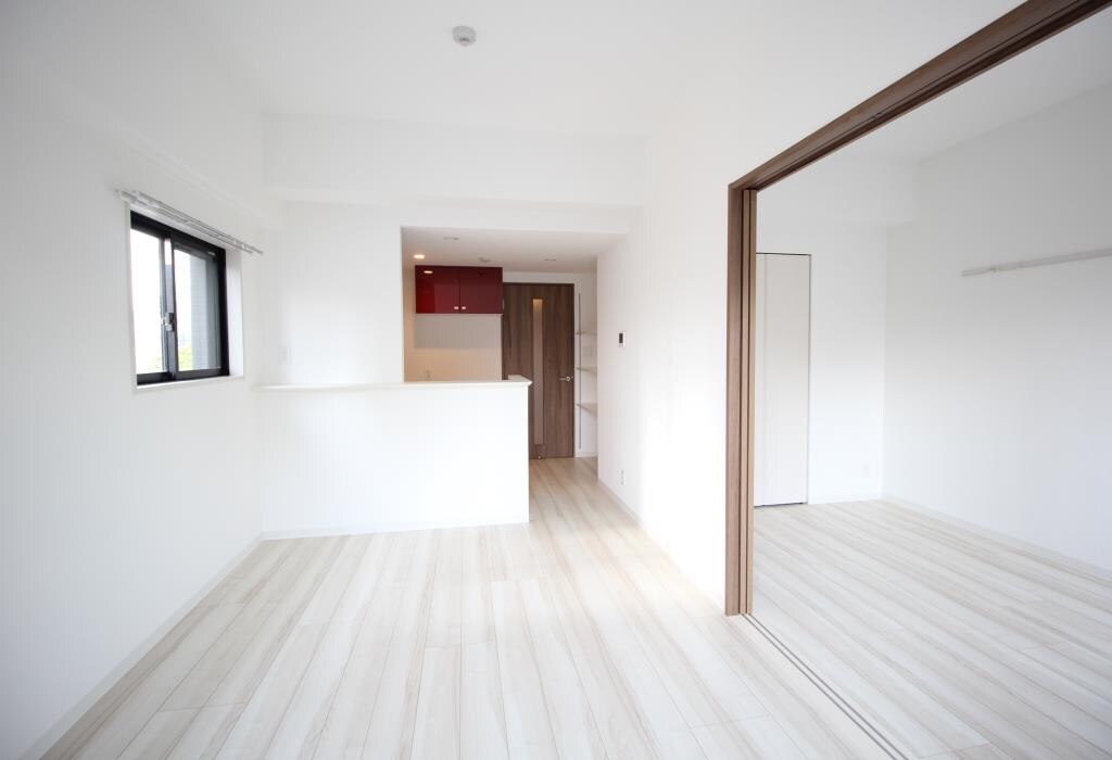 イート アパートメント ヴェリタスの物件内観写真