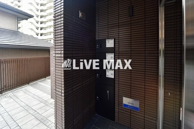 レフィナード博多の物件外観写真