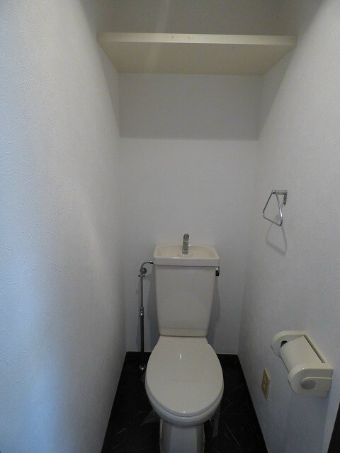 薬院大通駅 徒歩7分 8階の物件内観写真