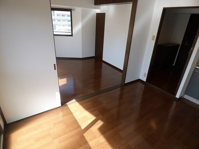 薬院大通駅 徒歩7分 8階の物件内観写真