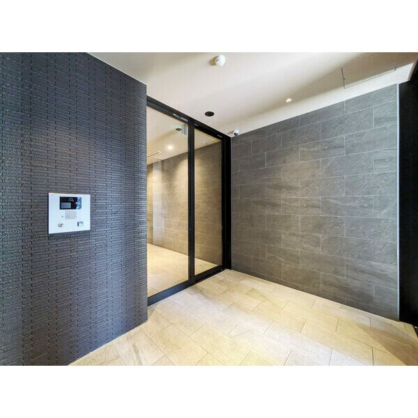 YAKUIN SQUAREの物件内観写真