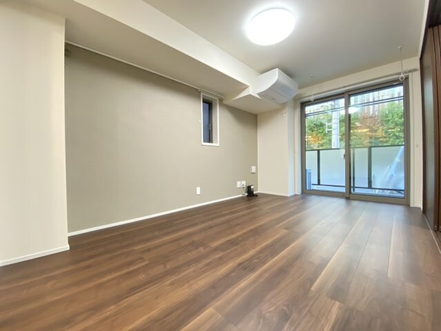 フラッツ平河町（TOKYO ZERO EMISSION HOUSE）の物件内観写真