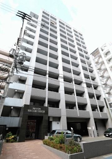 ピュアドーム箱崎ステーションの物件外観写真