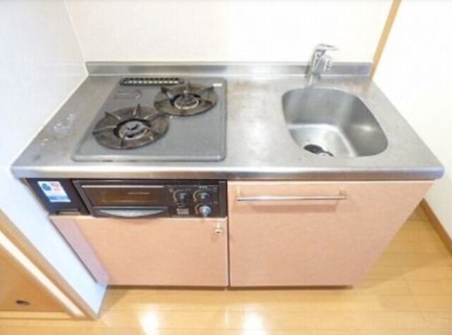 ピュアドーム箱崎ステーションの物件内観写真