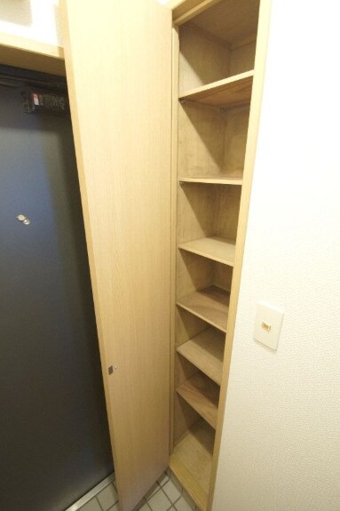 エステート・モア・シャトー薬院の物件内観写真