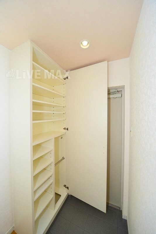 天神駅 徒歩9分 5階の物件内観写真