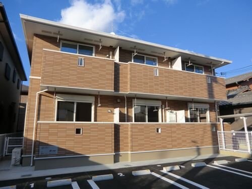 メゾングレースの物件外観写真