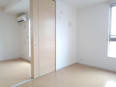 モンシェリー御立Ａの物件内観写真