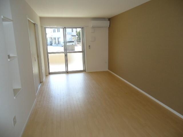 アンプルールの物件内観写真