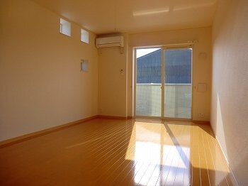 アウローラ市川の物件内観写真