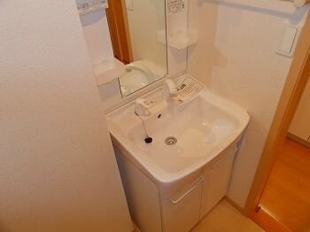 アウローラ市川の物件内観写真