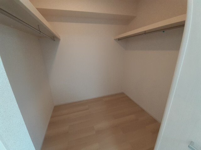 ヴィラ　ドゥ　グレーヌ梅ケ谷Ｄの物件内観写真