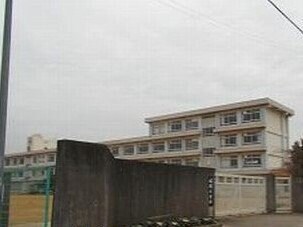 メゾン・レリアの物件外観写真