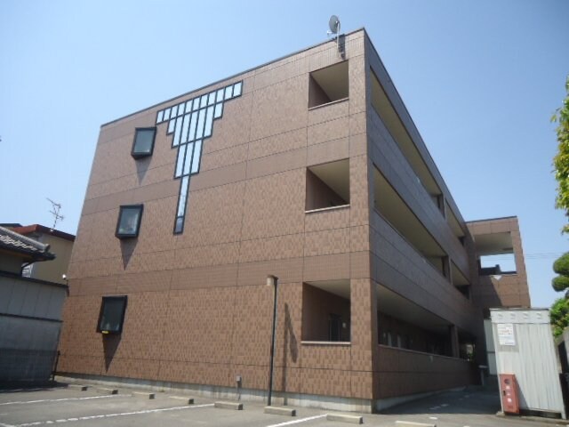 プロニティハウスの物件外観写真