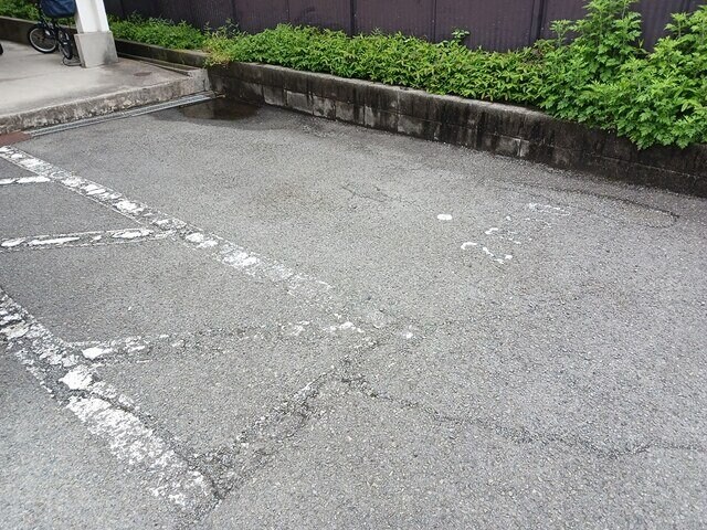 レジデンス英賀保の物件外観写真