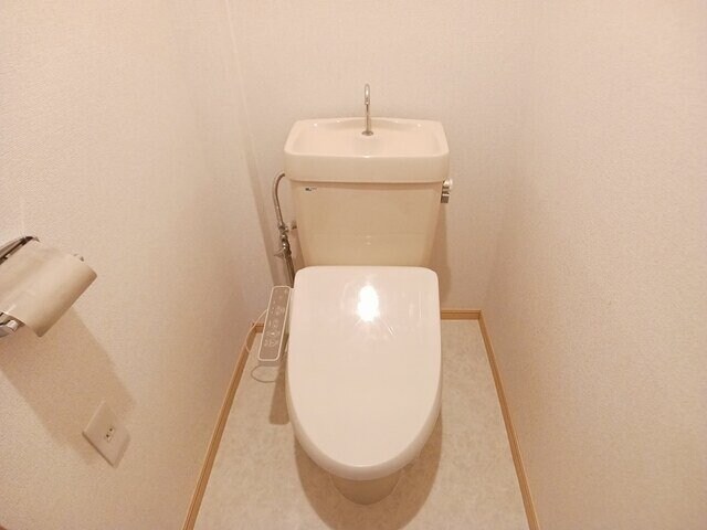 レジデンス英賀保の物件内観写真