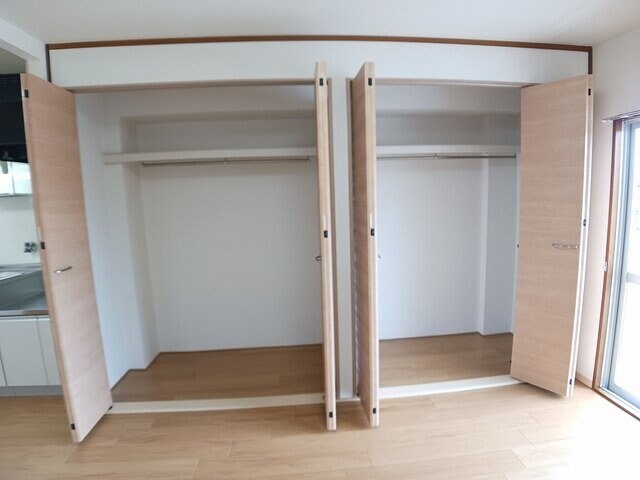 レジデンス英賀保の物件内観写真