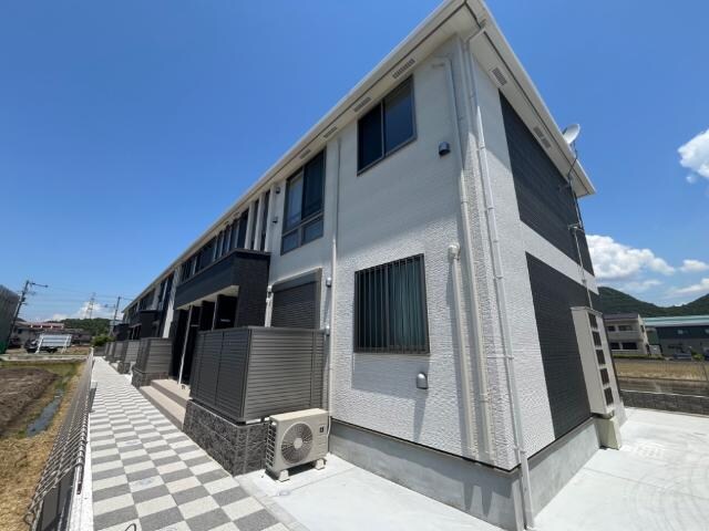 コントレイル糸引の物件外観写真