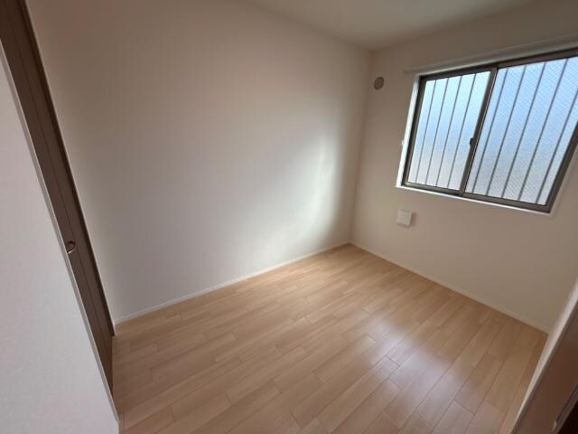 コントレイル糸引の物件内観写真