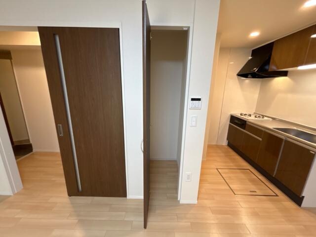 コントレイル糸引の物件内観写真