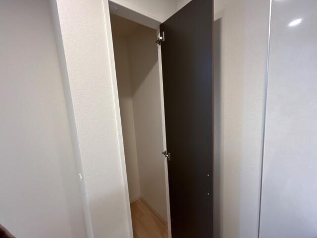 コントレイル糸引の物件内観写真