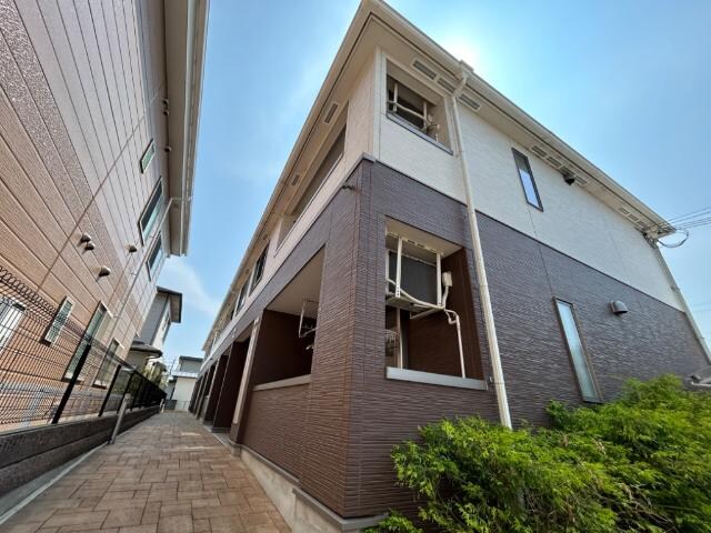 アイリス　ガーデンの物件外観写真